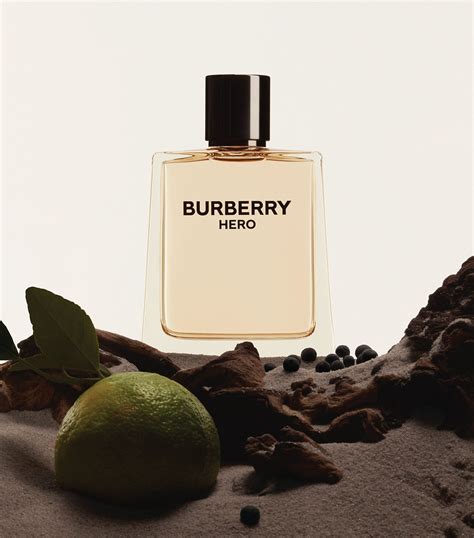 BURBERRY BURBERRY HERO Eau de toilette .